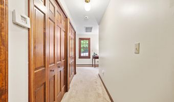 10 Candlewood Dr, Amherst, NH 03031
