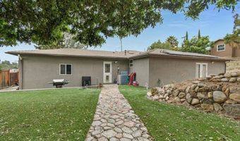 5441 Pennsylvania Ln, La Mesa, CA 91942