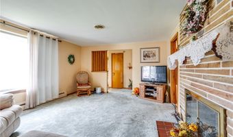 1540 Overlook Dr, Alliance, OH 44601