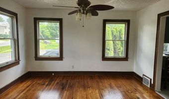112 N. State St, Athens, WV 24712