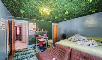 912 Franklin Ave, Aliquippa, PA 15001