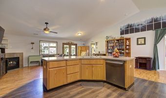 15 NE 14TH Ct, Battle Ground, WA 98604