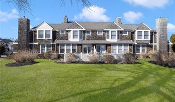 45 FOX Dr, Narragansett, RI 02882