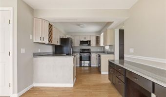 507 County Rd, Barrington, RI 02806
