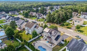 12 Tradewinds Ave, Barnegat, NJ 08005