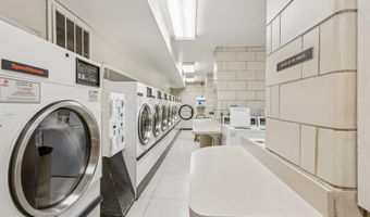 1200 N NASH St 565, Arlington, VA 22209