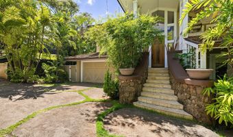 876 Aalapapa Dr B, Kailua, HI 96734