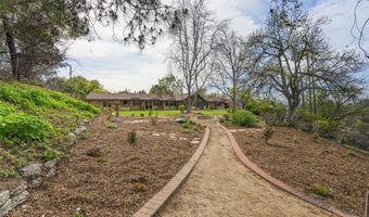 230 Avocado Pl, Camarillo, CA 93010