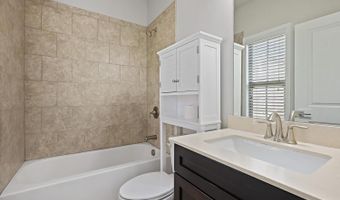 1097 Township Sq, Alpharetta, GA 30022