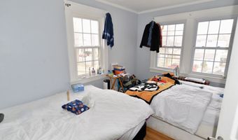 12 Division St, Danbury, CT 06810