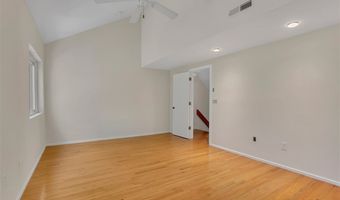 10 Valley Run Dr 10, Cromwell, CT 06416
