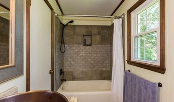 933 Alto Mud Creek Rd, Alto, GA 30510