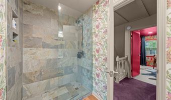 91 Yardley Ln, Akron, OH 44313