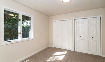 5524 N Dakota Ave, Ames, IA 50014