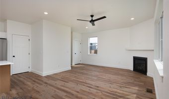 500 Lacey Ln C, Belgrade, MT 59714