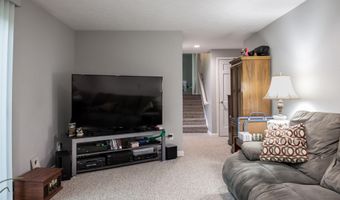 584 Trinton Cir, Bedford, IN 47421