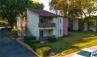 2536 White Oak Pl 2, Escondido, CA 92027