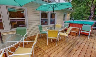 5696 Steubenville Rd SE, Amsterdam, OH 43903