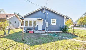1528 W Idaho Ave, Chickasha, OK 73018