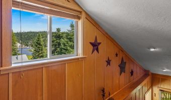9788 Brian Way, Cascade, ID 83611