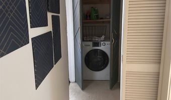 990 Ala Nanala St 28A, Honolulu, HI 96818