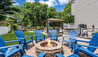382 Wheaton Ave, Bayville, NJ 08721