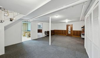 21 Lincoln Ave, Andover, NJ 07801