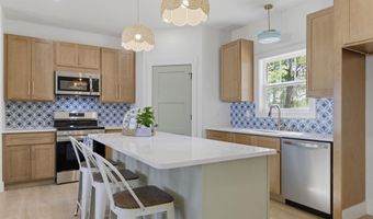 1011 7th St NW, Arab, AL 35016