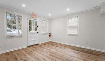 609 Carteret St 1, Beaufort, SC 29902