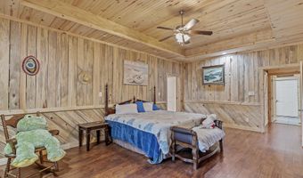 4978 S 11th Rd, Aldrich, MO 65601