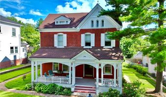 320 Parallel St, Atchison, KS 66002
