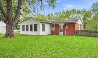 11717 E Edgewater Rd, Albany, IN 47320