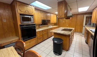 602 West St, Hico, TX 76457