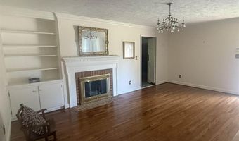 100 Lakeland Dr, Bennettsville, SC 29512