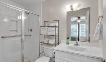 72 Christopher Cir, Alexander City, AL 35010