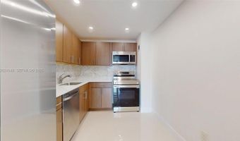 20100 W Country Club Dr 801, Aventura, FL 33180