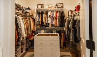 2422 W CLEARVIEW Trl, Anthem, AZ 85086
