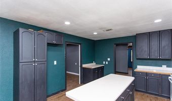 427 W COLLEGE St, Burkburnett, TX 76354