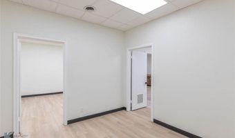 317 N Willis St Suite 3, Abilene, TX 79603
