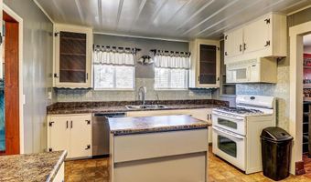 1242 Marshall Rd, Alpine, CA 91901