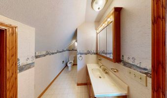 136 Lock Ln, Alum Creek, WV 25003