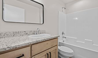 1160 Alpine Dr, Chubbuck, ID 83202