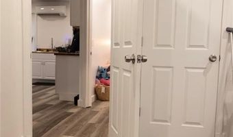 53 School St, East Providence, RI 02914