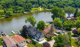 1539 Lowe Dr, Algonquin, IL 60102