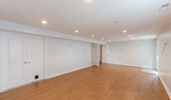 2227 4th Ave SE, Altoona, IA 50009