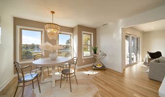 74 Quarry Dock Rd 74, Branford, CT 06405