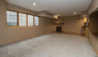12997 Garvin Brook Ln, Apple Valley, MN 55124