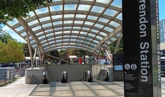 2638 FAIRFAX Dr, Arlington, VA 22201