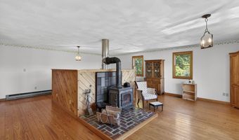 914 Union Rd, Appleton, ME 04862