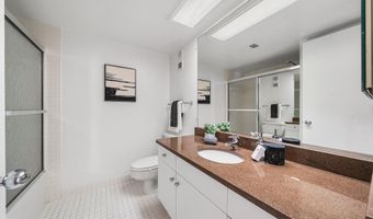 1016 WAYNE St 1007, Arlington, VA 22204